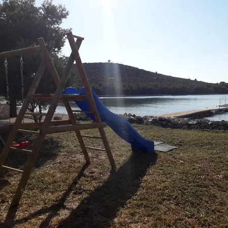 House Roko With Sea View, Terrace, Garden And Barbecue, Near The Beach, Tisno, Dalmatia * טיסנו