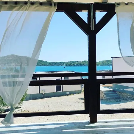 פארק נופש House Roko With Sea View, Terrace, Garden And Barbecue, Near The Beach, Tisno, Dalmatia *