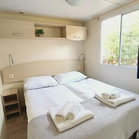 House Roko With Sea View, Terrace, Garden And Barbecue, Near The Beach, Tisno, Dalmatia טיסנו